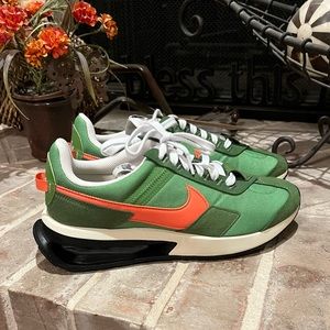 Nike Air Max Pre-Day LX